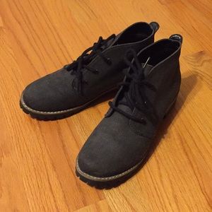 Classic black booties!!